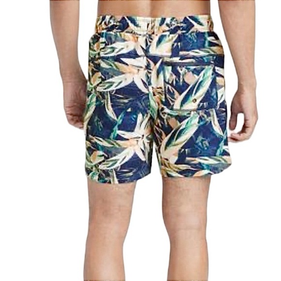 All In Motion Men’s Tropical UPF 50+ Hybrid 6” Swim Trunks - Picture 5 of 7